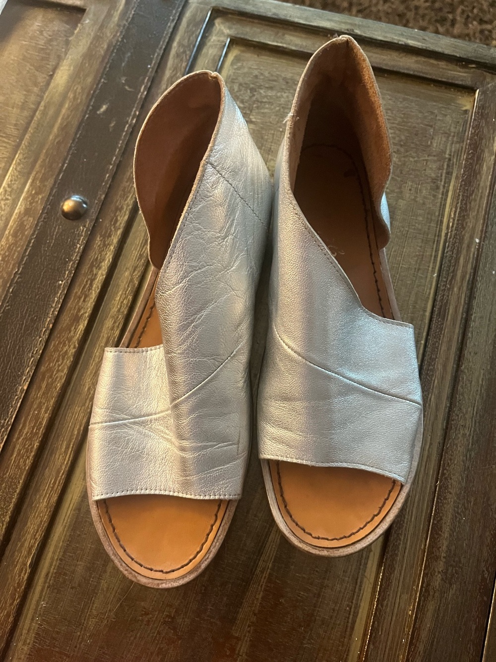 Free People Women's Metallic Silver Open-Toe Leather Slip-On Sandals